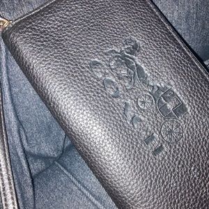 Like new coach wallet